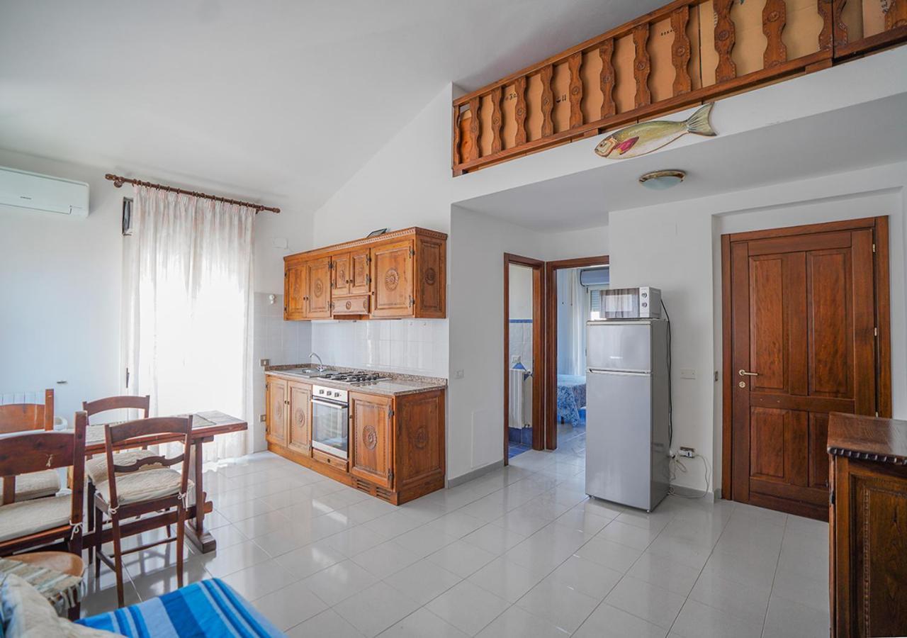 Murphy Holiday Home - Belvedere Ла Мадалена Екстериор снимка